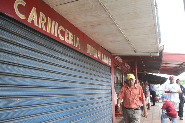 Alta en carbohidratos y llena de temor, así es la dieta de los zulianos desde el apagón