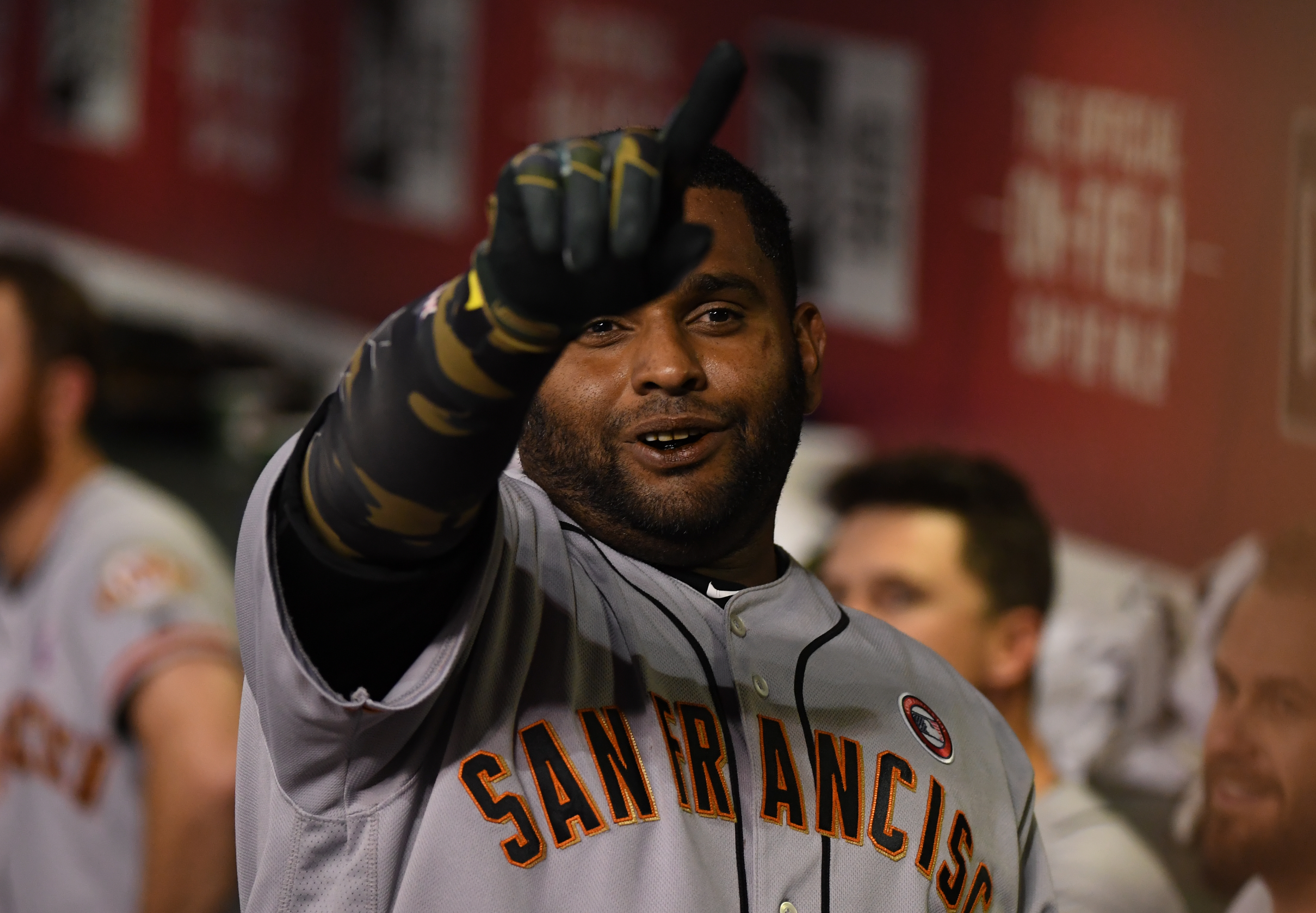 ¿Qué hizo en la cuarentena? El grandeliga Pablo Sandoval sorprendió con su físico en la práctica de los Gigantes (FOTO)