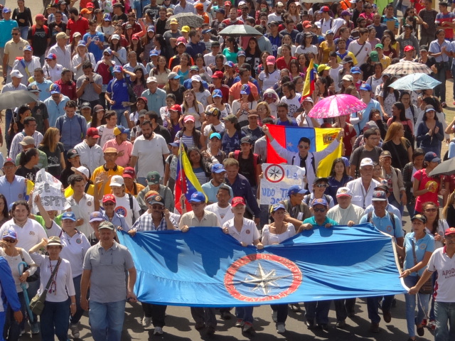 UDO-Bolívar marchó por el respeto a su autonomía y exigió desalojo de tomistas del Rectorado en Cumaná