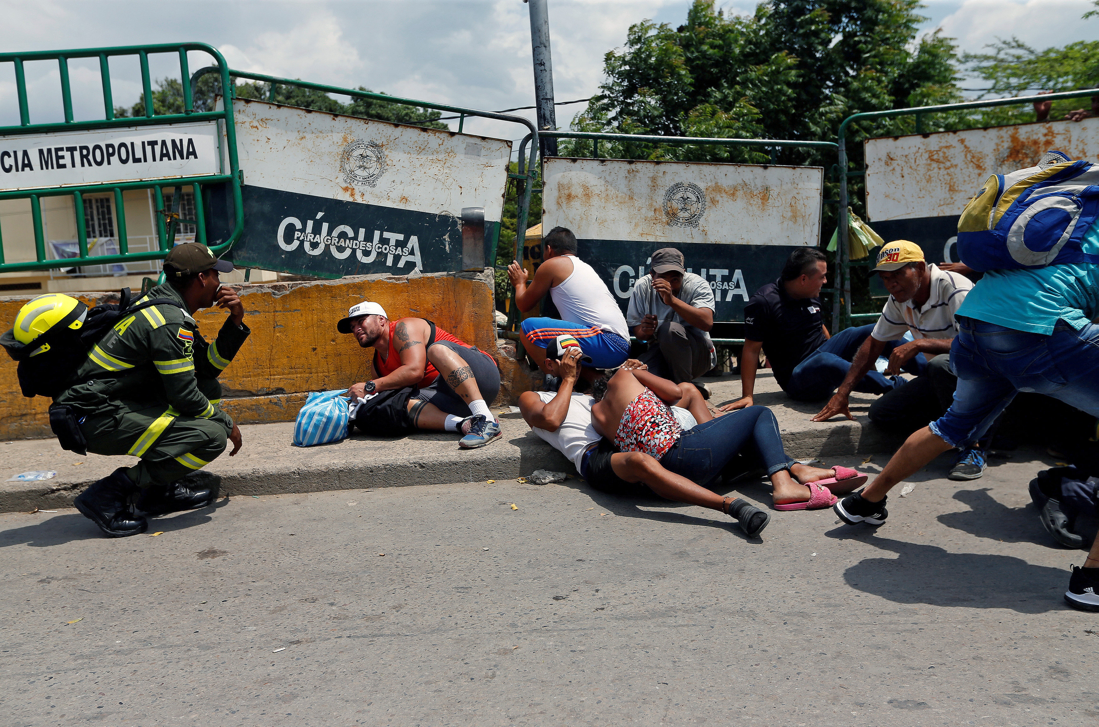 Asesinato de un colectivo chavista habría sido el origen de la balacera en el puente Simón Bolívar