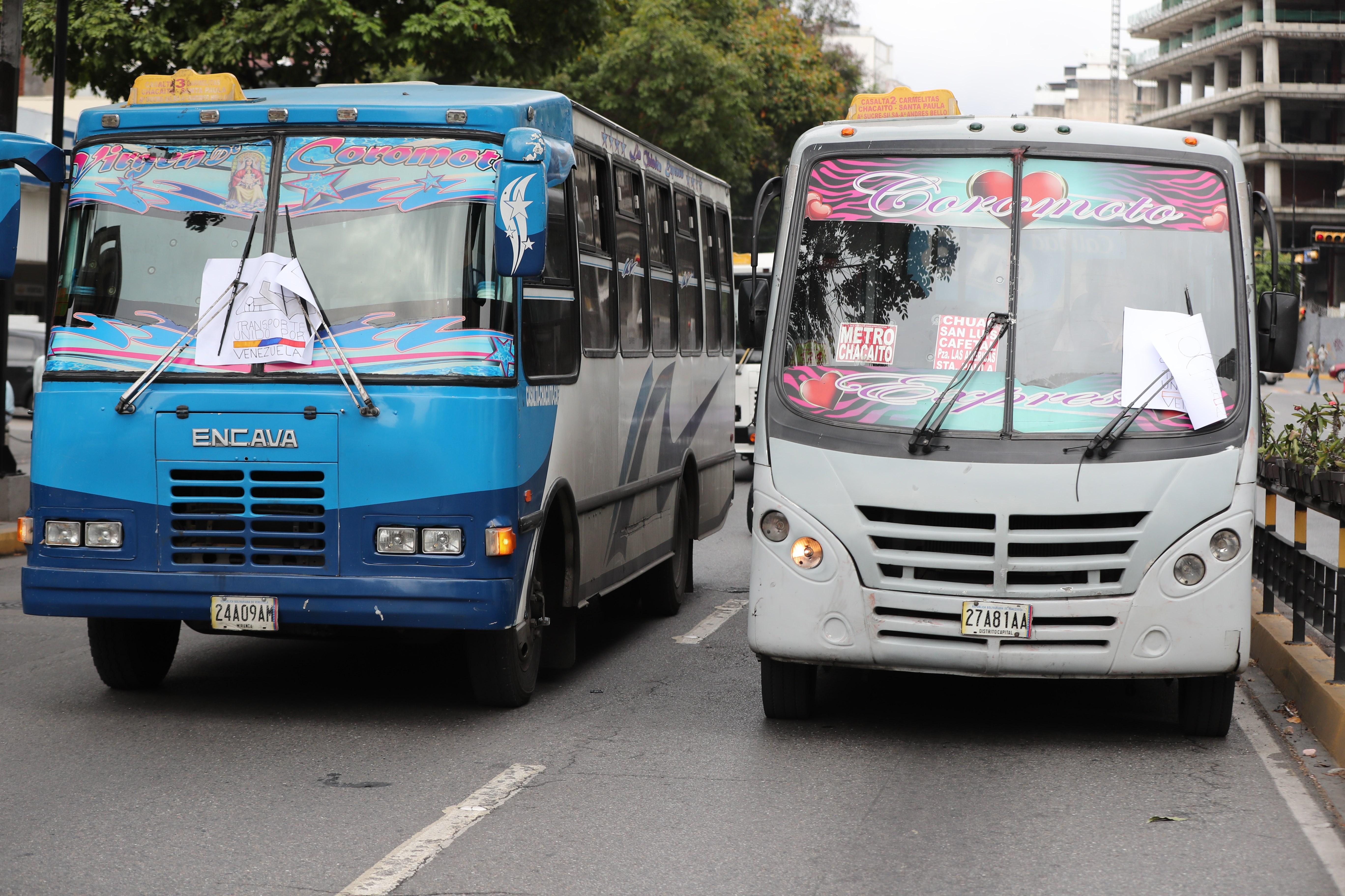 Habitantes de Guarenas y Guatire gastan casi un sueldo mínimo diario en pasaje a Caracas