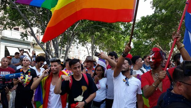 El régimen castrista reprime a palos una tradicional marcha gay en La Habana