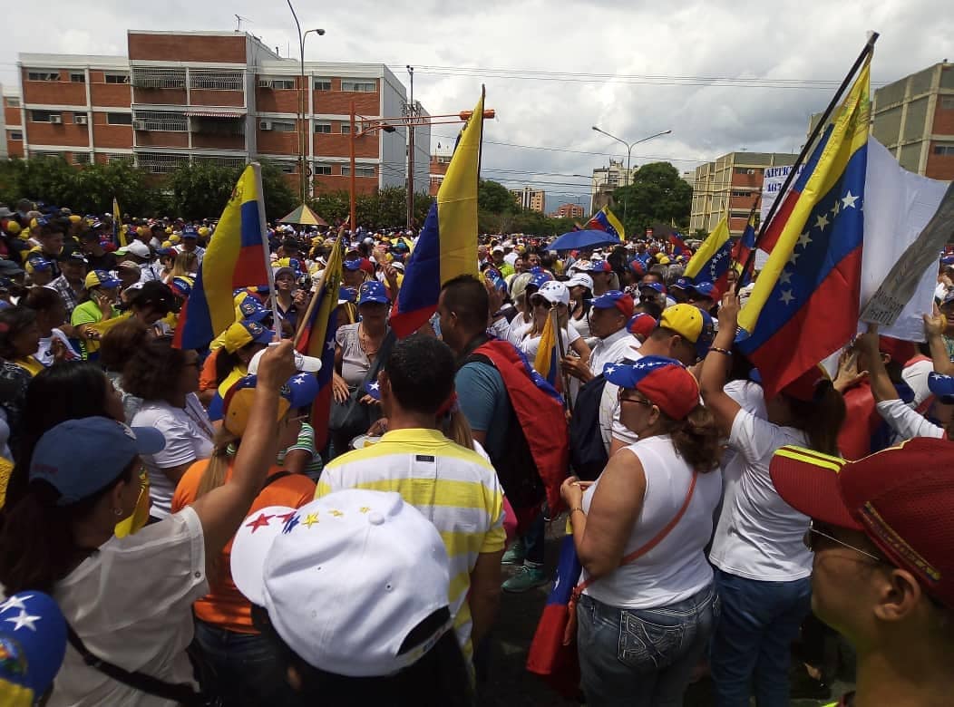 Así se encuentra la Avenida Bracamonte de Barquisimeto a la espera de Juan Guaidó (FOTOS) #26May