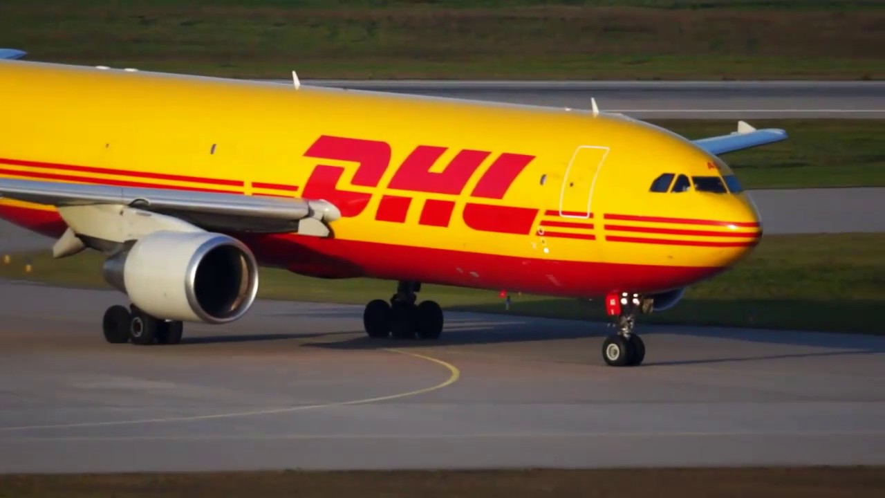 DHL anuncia suspensión de envíos y recepción de carga entre Venezuela y EEUU