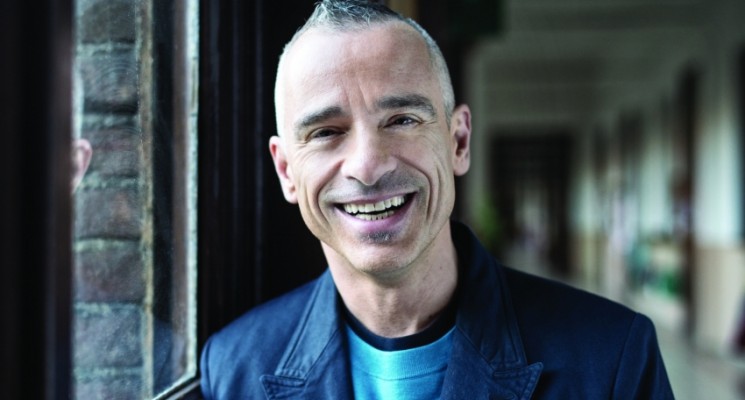 Eros Ramazzotti no podrá cantar varios meses por cirugía en cuerdas vocales