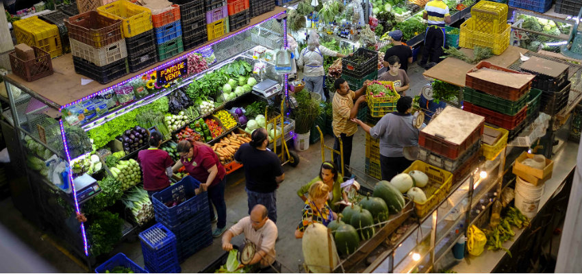 La exorbitante cifra de salarios que necesita una familia en Maracaibo para cubrir la canasta alimentaria