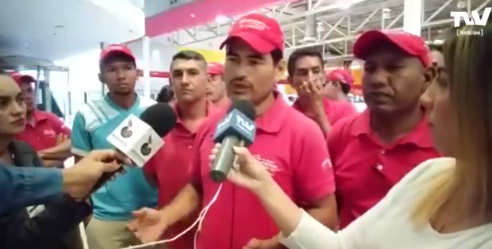 ¿Y dónde está el socialismo? Trabajadores de Abastos Bicentenario denuncian su venta a una empresa privada (VIDEO)