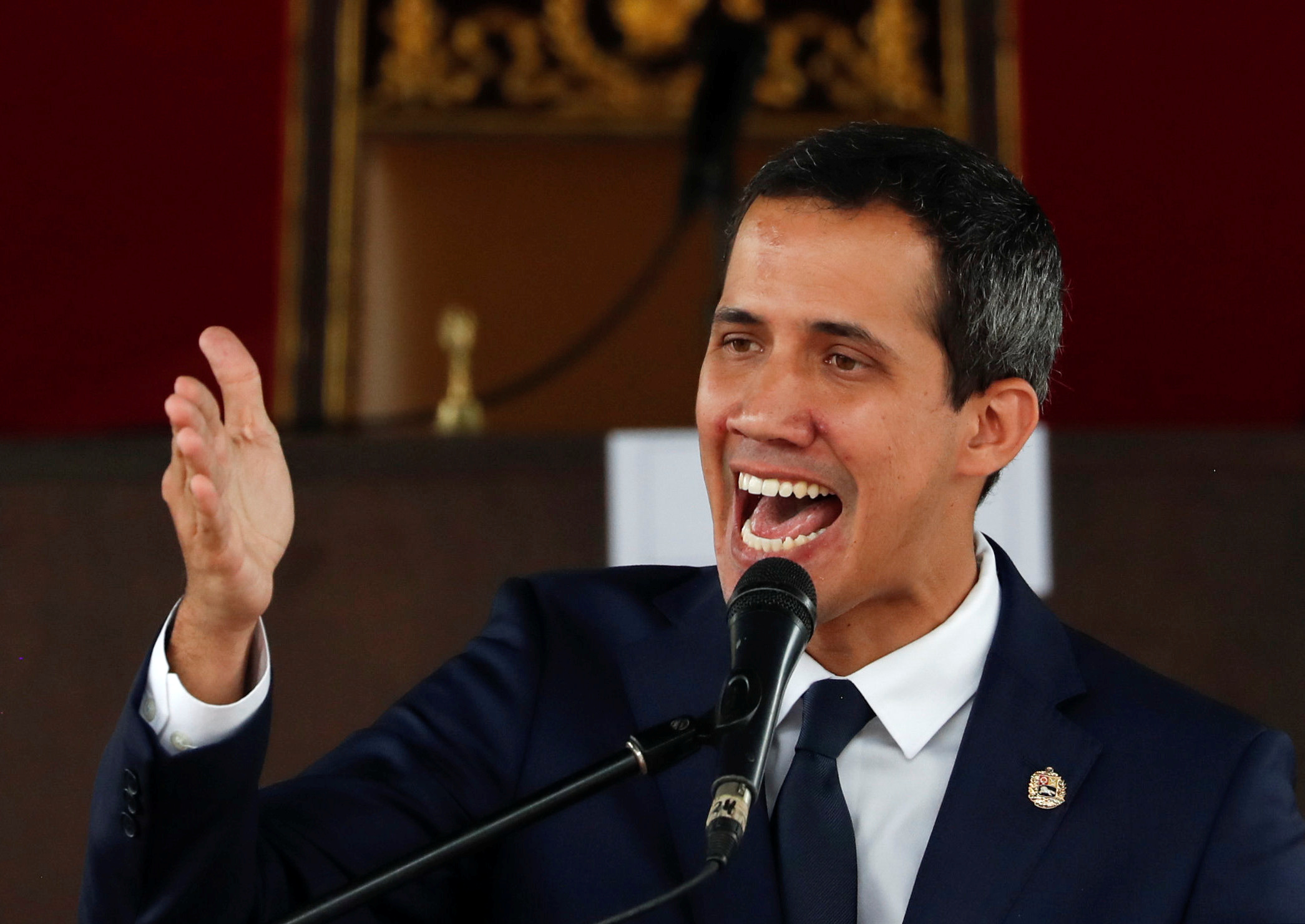 Guaidó condenó que la “justicia” secuestrada de Cabello atacara a El Nacional