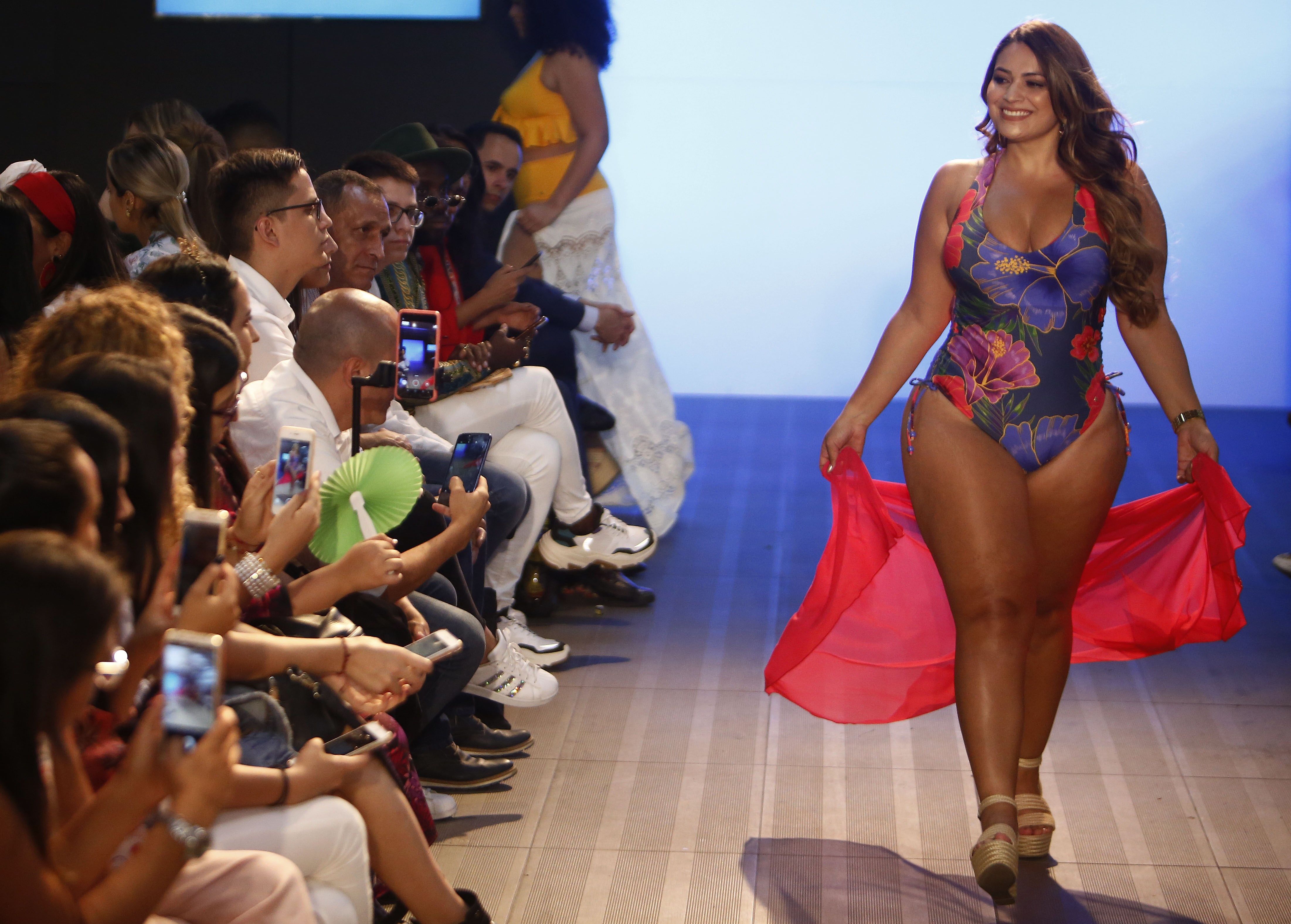 El desfile de colombianas gordibuenas en bikini que nos dejó con ganas de más (FOTOS)