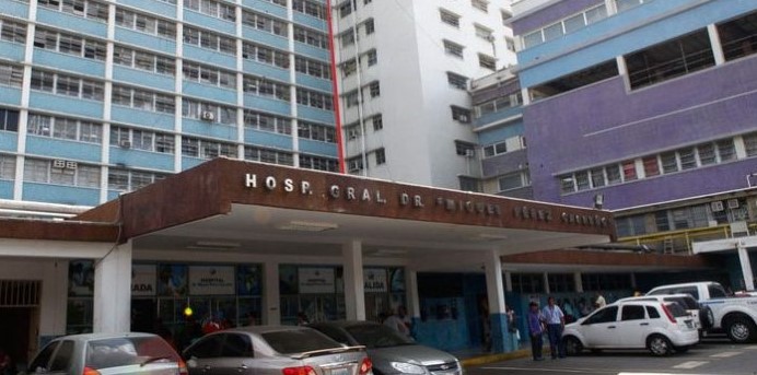 En desidia extrema tienen que convivir pacientes de traumatología del Hospital Pérez Carreño