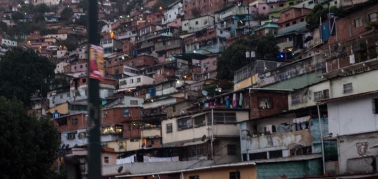 Asesinaron a puñaladas a un vigilante en su casa y luego huyeron