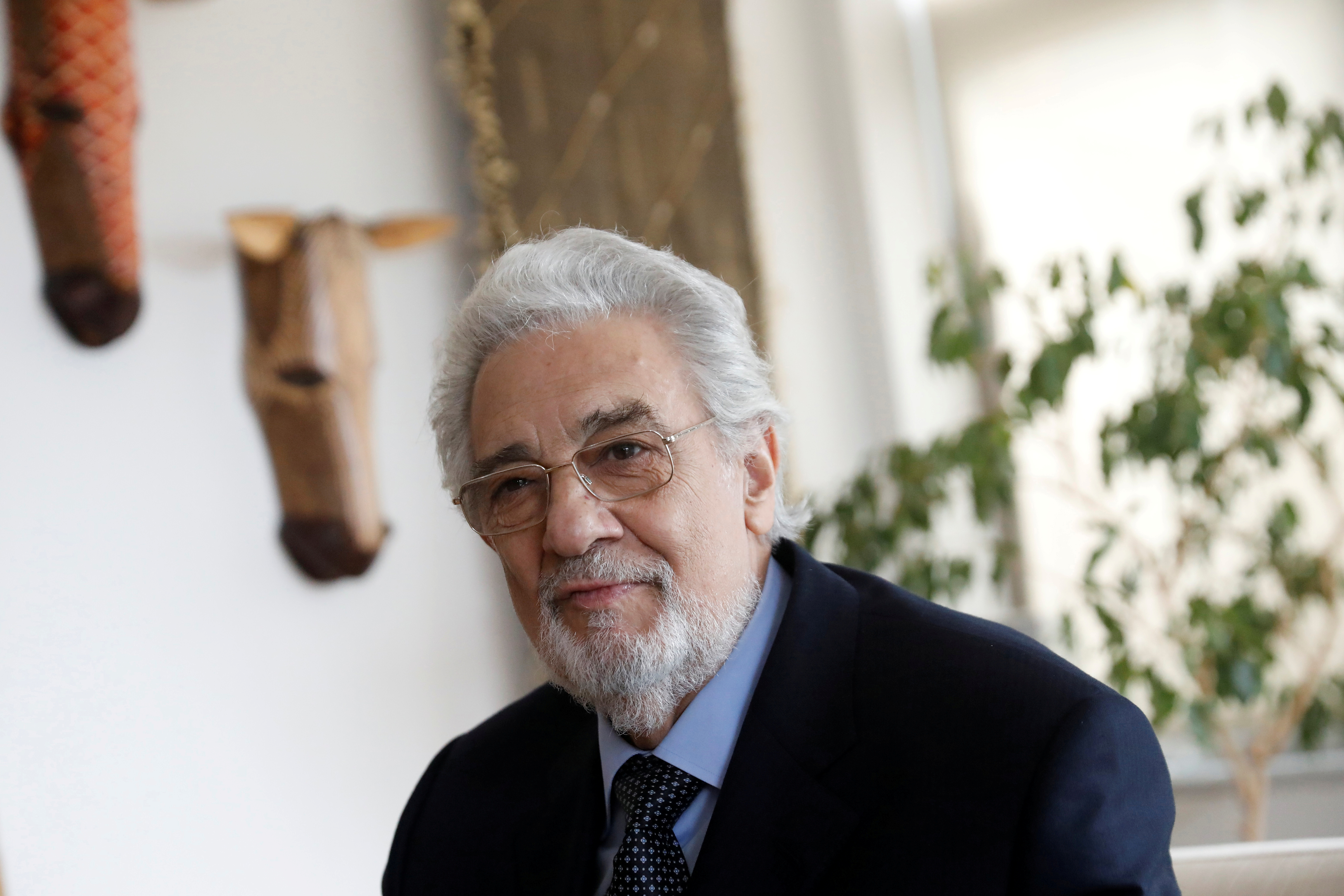 Plácido Domingo pide perdón tras denuncias por acoso sexual