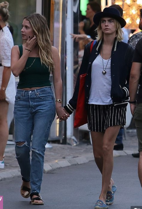 ¿En Secreto? Cara Delevingne se casó con su novia Ashley Benson en Las Vegas