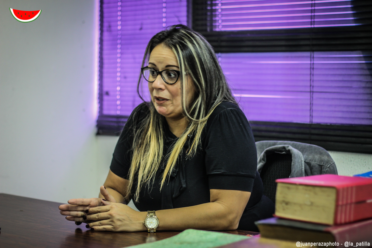 “Te pones la gorra del Psuv, la franela con los ojitos y ya tienes el cargo de directora”