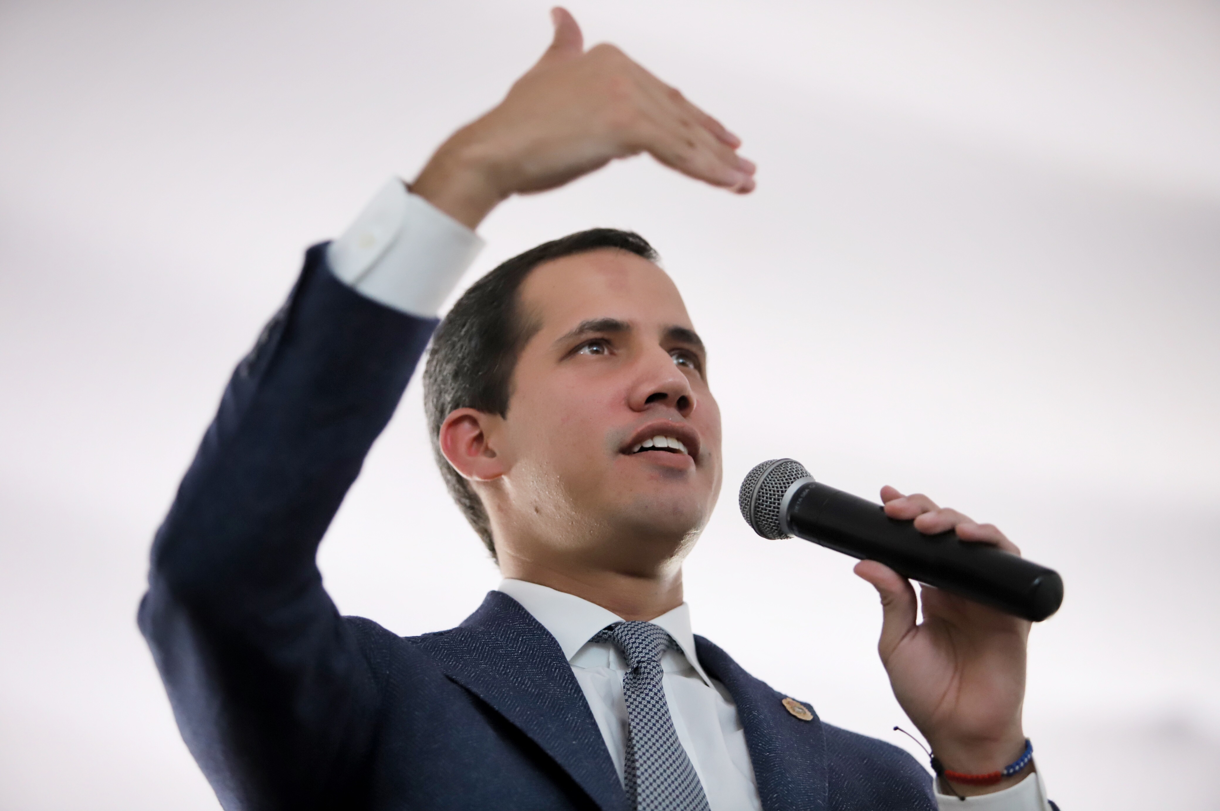 Guaidó reitera llamado a encuentro ciudadano para seguir presionando la salida del régimen