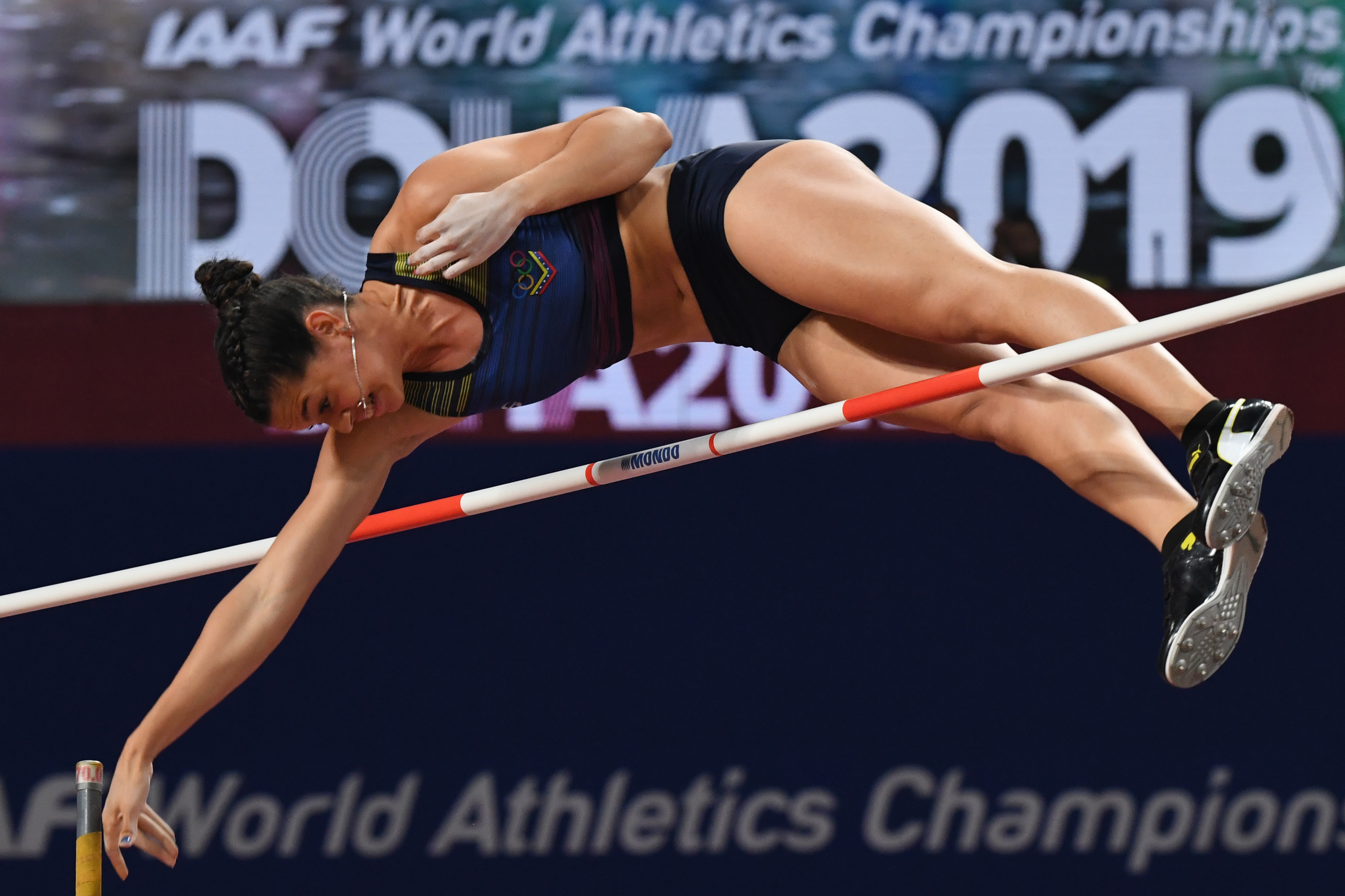 Robeilys Peinado se coronó en Francia tras lograr un salto récord de 4.78 metros