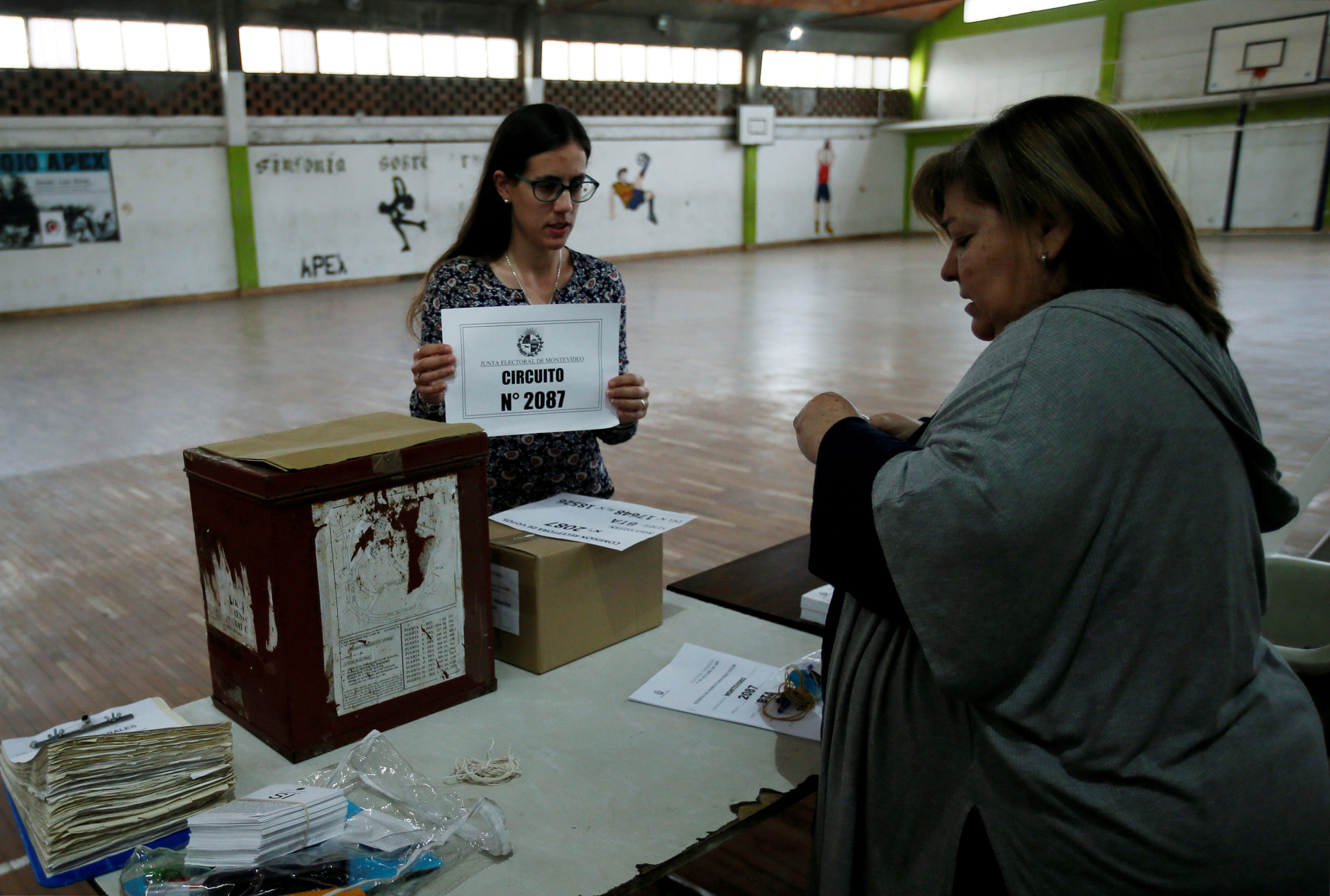 Comienza votación en elecciones presidenciales de Uruguay