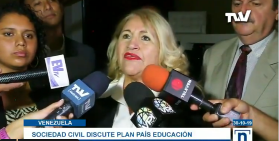 Carmen Márquez: Hay escuelas que le falta la luz y el agua (VIDEO)