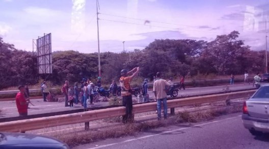 Protestan en Táchira por la falta de servicios básicos #18Oct