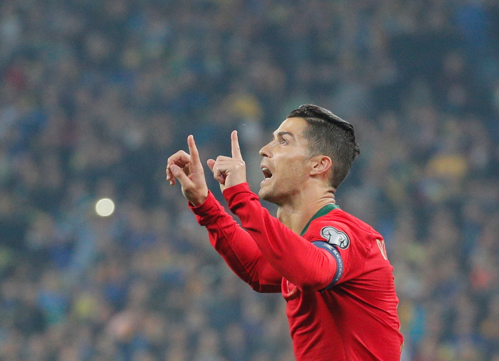 Cristiano Ronaldo agranda su leyenda tras marcar su gol número 700 en su carrera (Video)