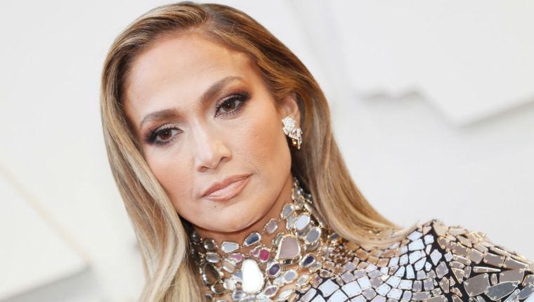 Las FOTOS de Jennifer Lopez vestidas de novia, pero no para casarse con Alex Rodríguez