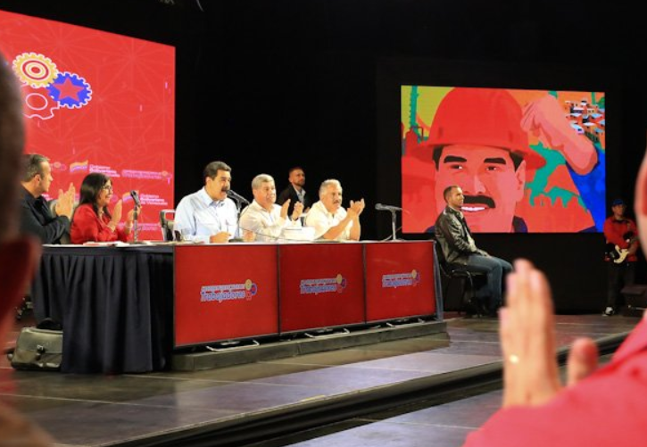 Maduro pretende pagar con petros sus deudas con trabajadores de empresas de Guayana