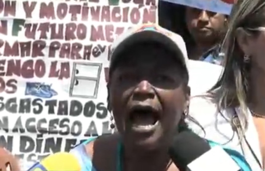 Maestra Elsa Castillo: Ese aumento salarial es una burla a los educadores #22Oct