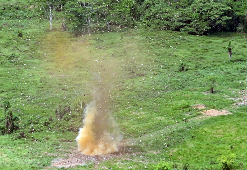 Militares de Perú destruyeron aeródromos de narcos en la Amazonia