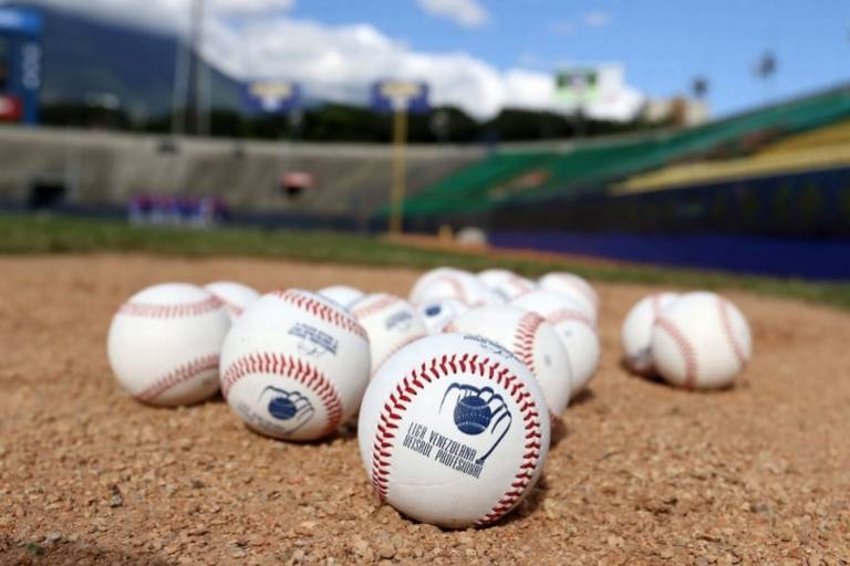 ¿Podrá el béisbol venezolano escapar de las sofocantes sanciones contra Maduro?