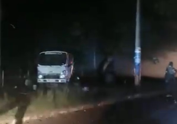 Al menos tres muertos en explosión de carro bomba en Colombia (Video)