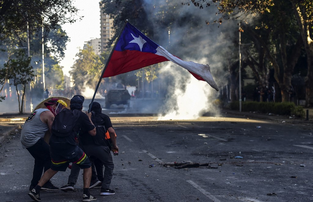 Incertidumbre en Chile tras 45 días de una crisis social sin tregua