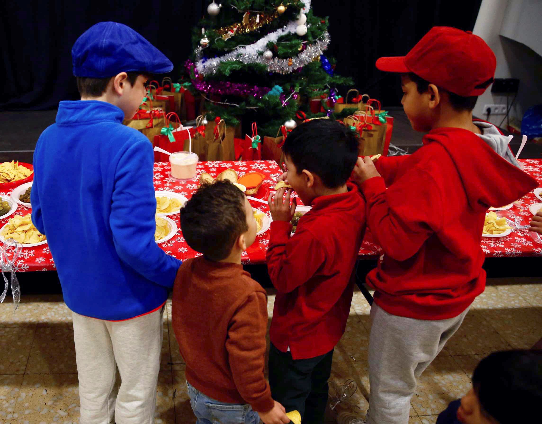 Venezolanos, entre refugiados y solicitantes de asilo, celebraron la Navidad en Madrid (Fotos)