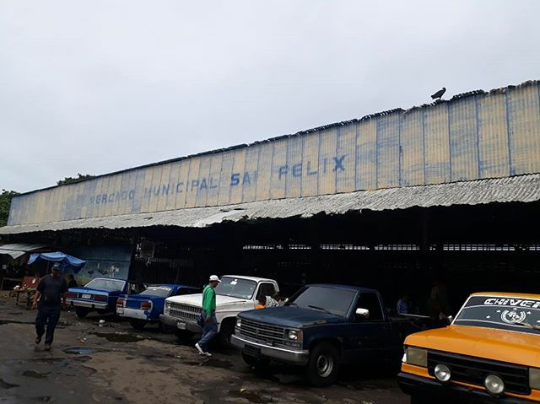 Mercado municipal de San Félix es un desastre (fotos)