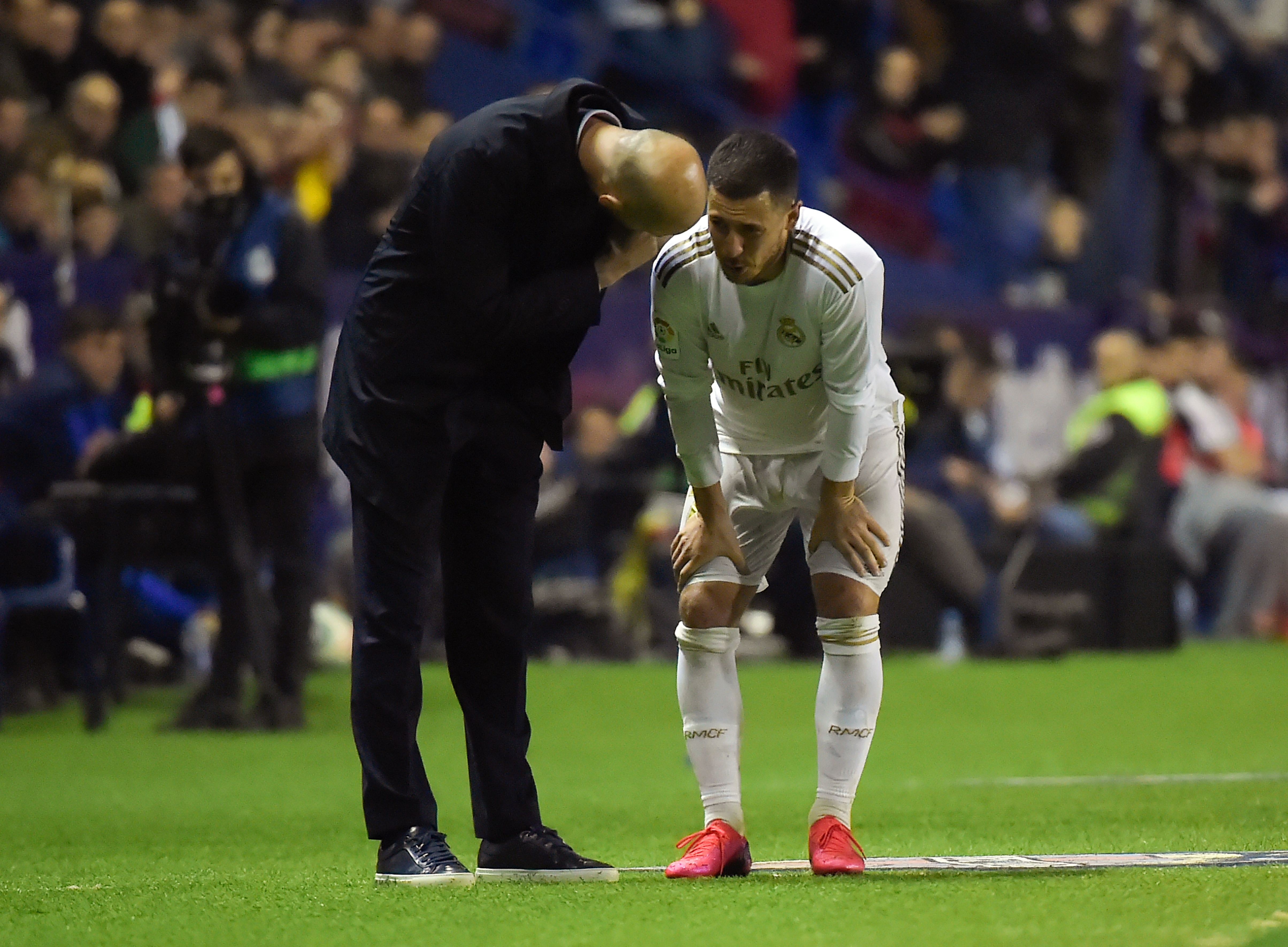 Hazard vuelve a lesionarse antes de los partidos ante Manchester City y Barcelona