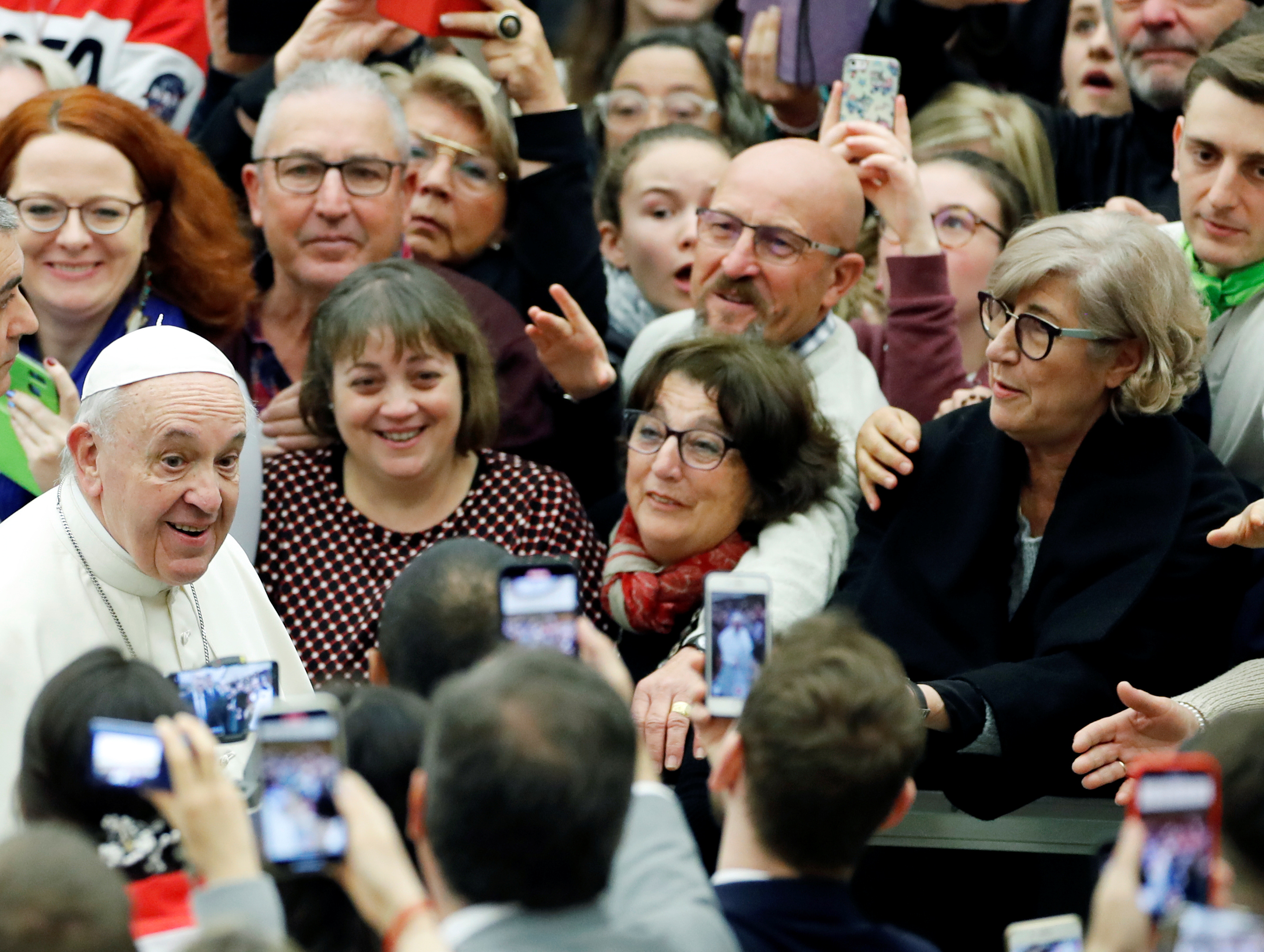 El Papa pide oraciones para que China supere “esta enfermedad tan cruel”