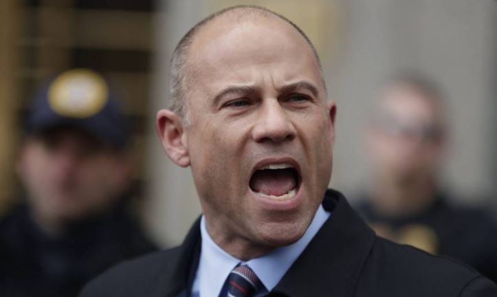 El polémico abogado Michael Avenatti, culpable por extorsión a Nike