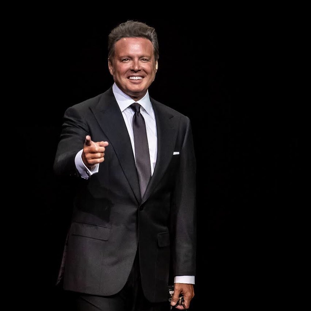 “Feliz como una lombriz”: Luis Miguel sigue en Madrid y anda en metro