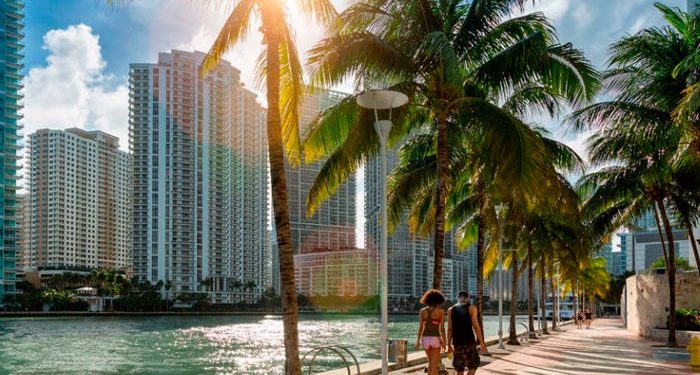 Hoy calor en el Sur de Florida pero el viernes llega otro frente frío