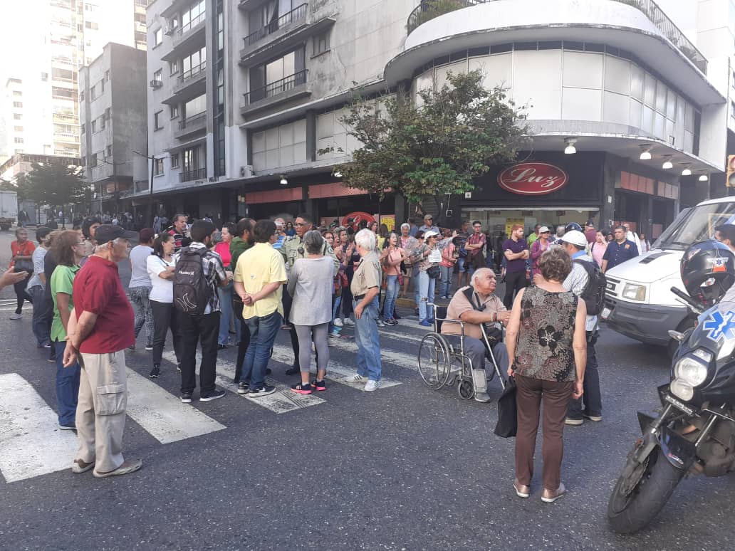 Protestaron en Chacao por fallas en suministro de agua este #20Feb