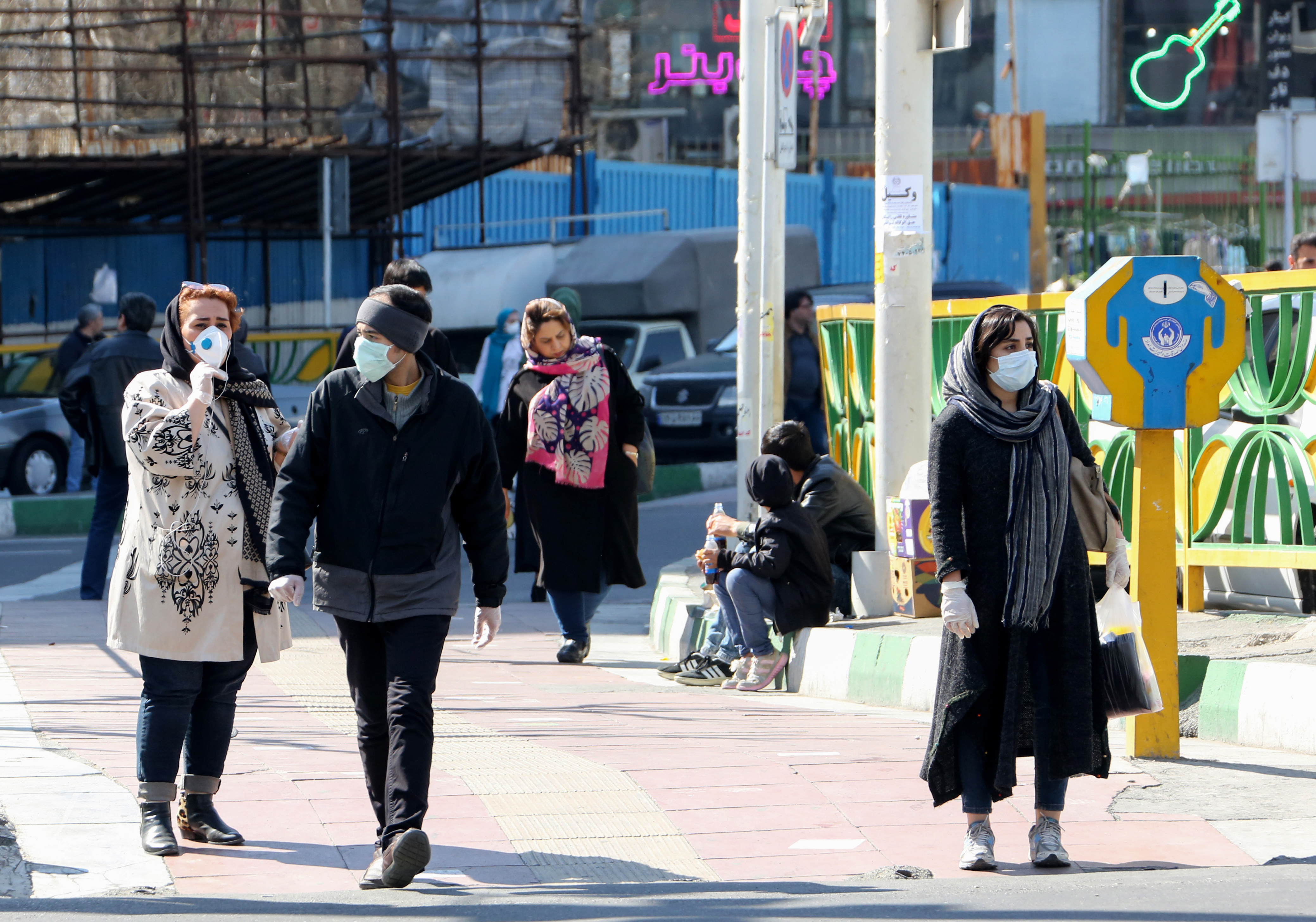 Irán anunció otros 97 muertos por el coronavirus