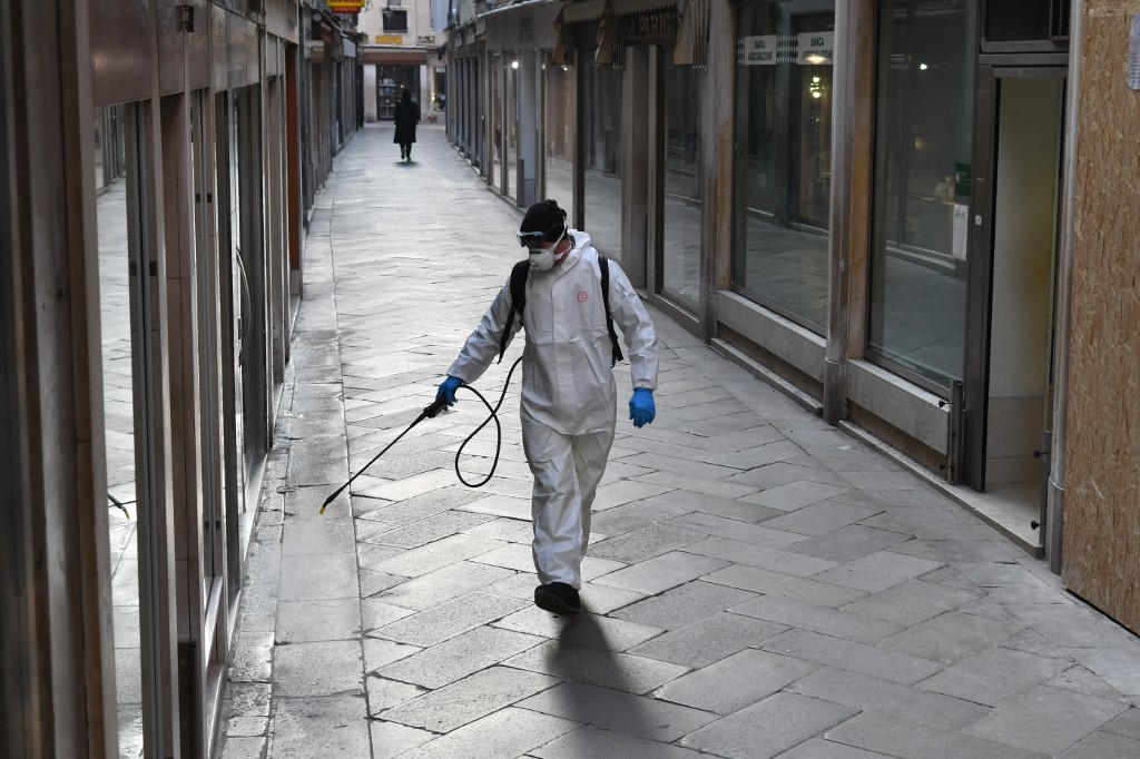 Con las librerías cerradas, se disparan las ventas en línea de libros en Italia