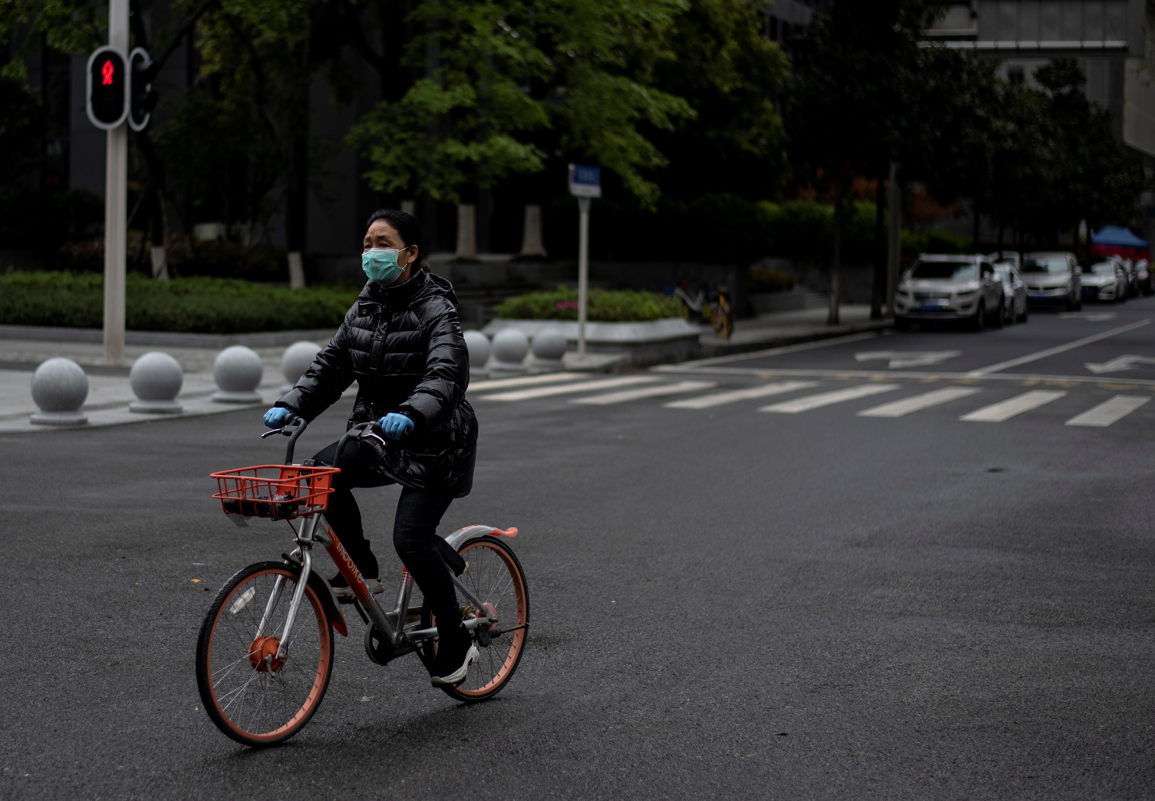 Tras dos meses de confinamiento Wuhan intenta pasar página