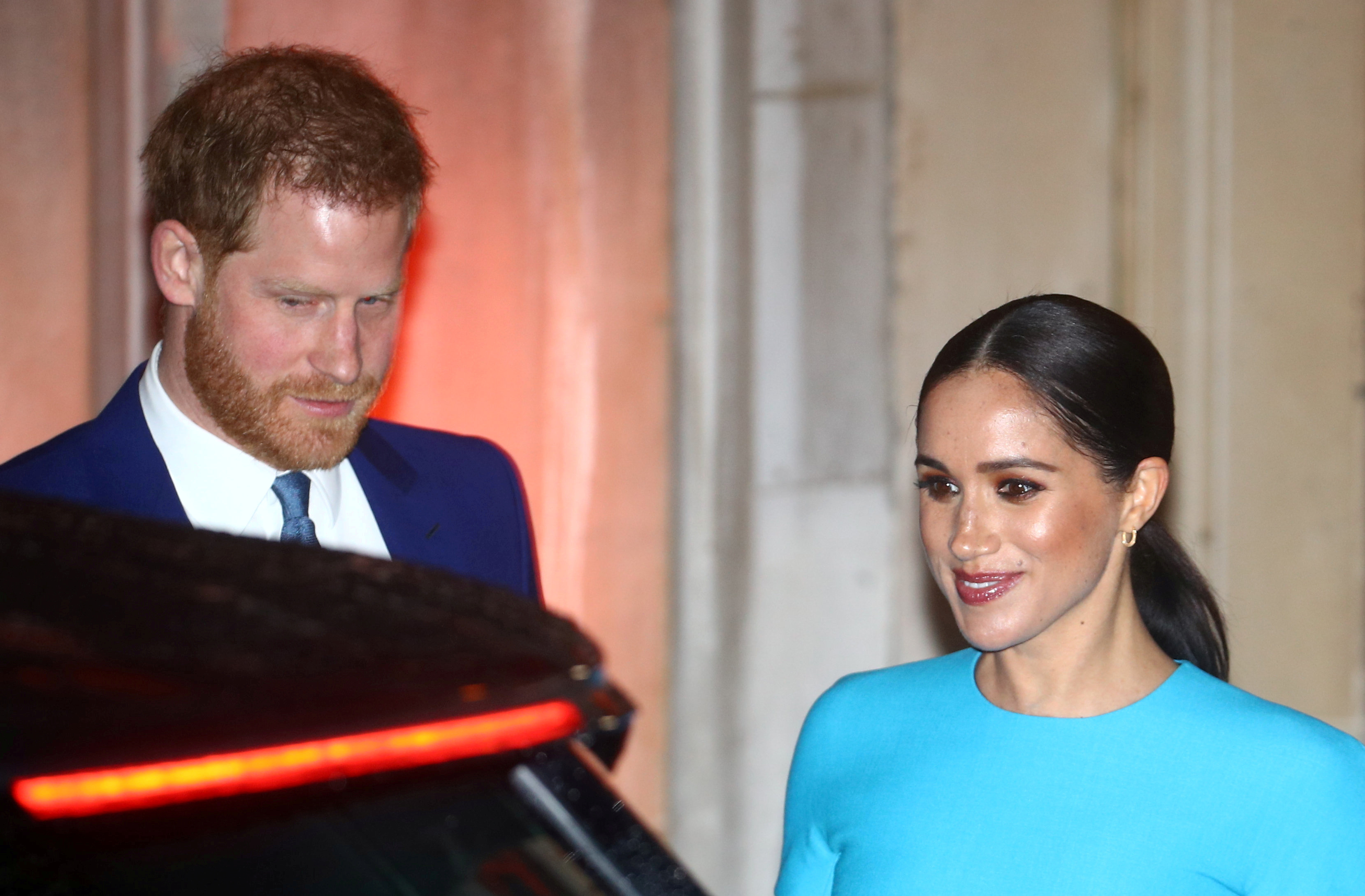 El libro del príncipe Harry y Meghan Markle: Una reacción impulsiva enfureció a la Reina