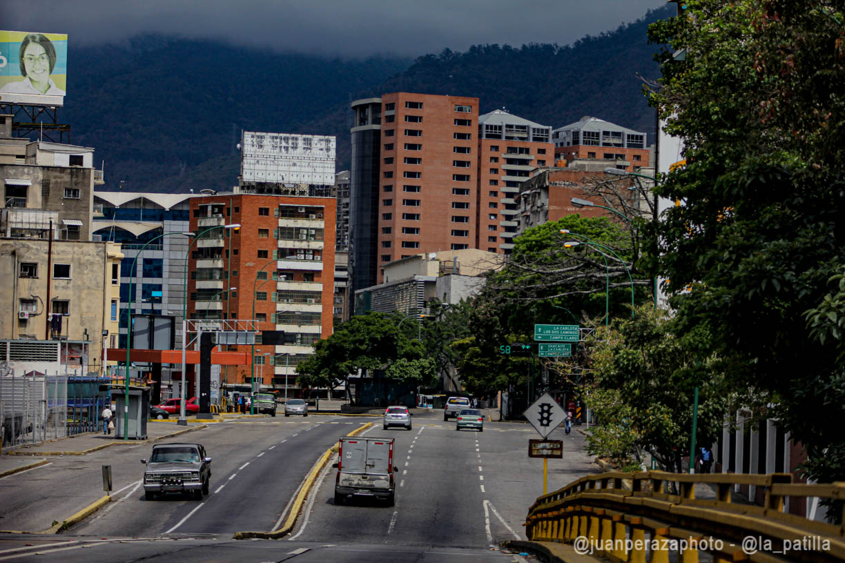 Mercado inmobiliario limitado por pocas ofertas genera altos costos