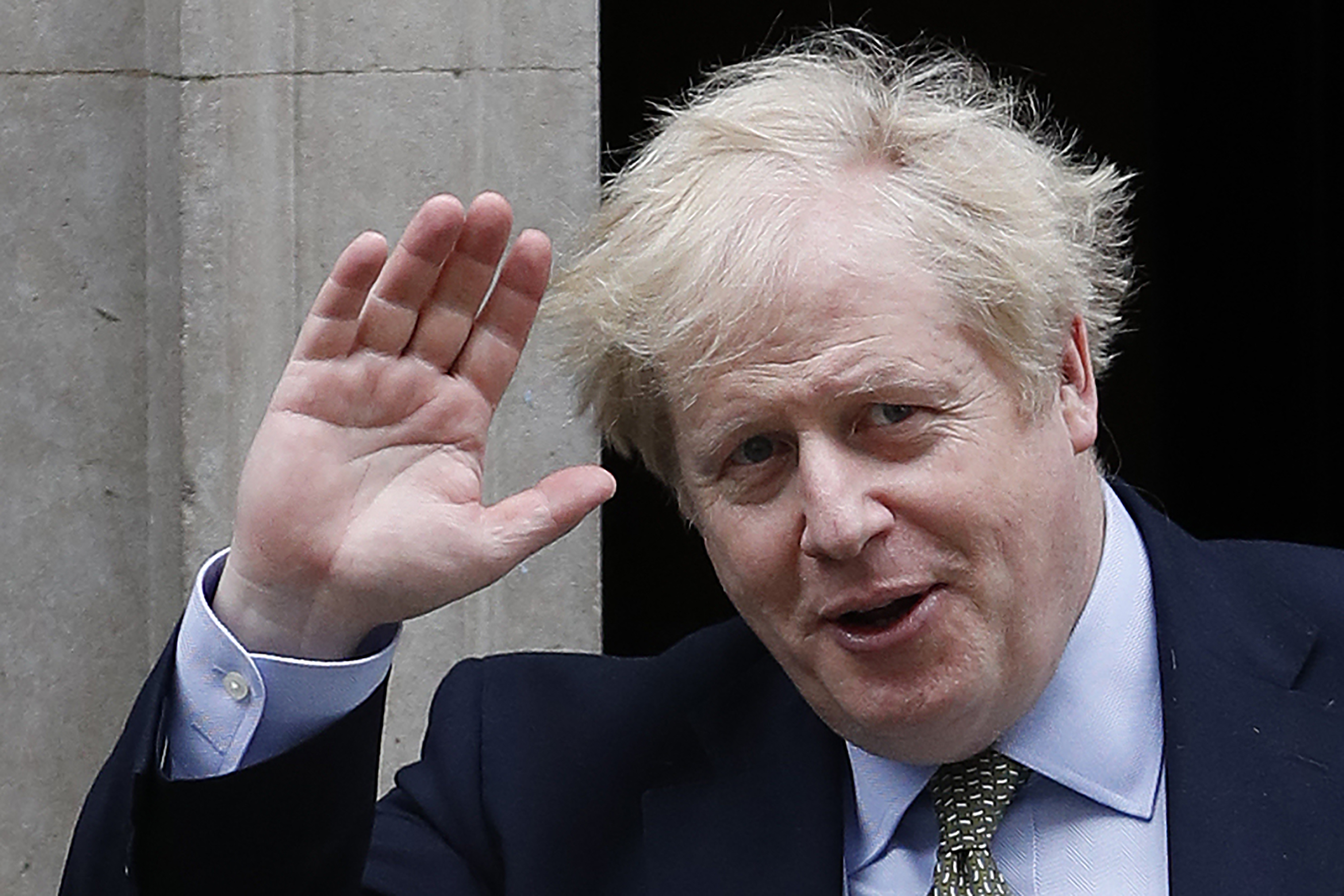 Boris Johnson reveló que los médicos tenían un plan si llegaba a morir por coronavirus