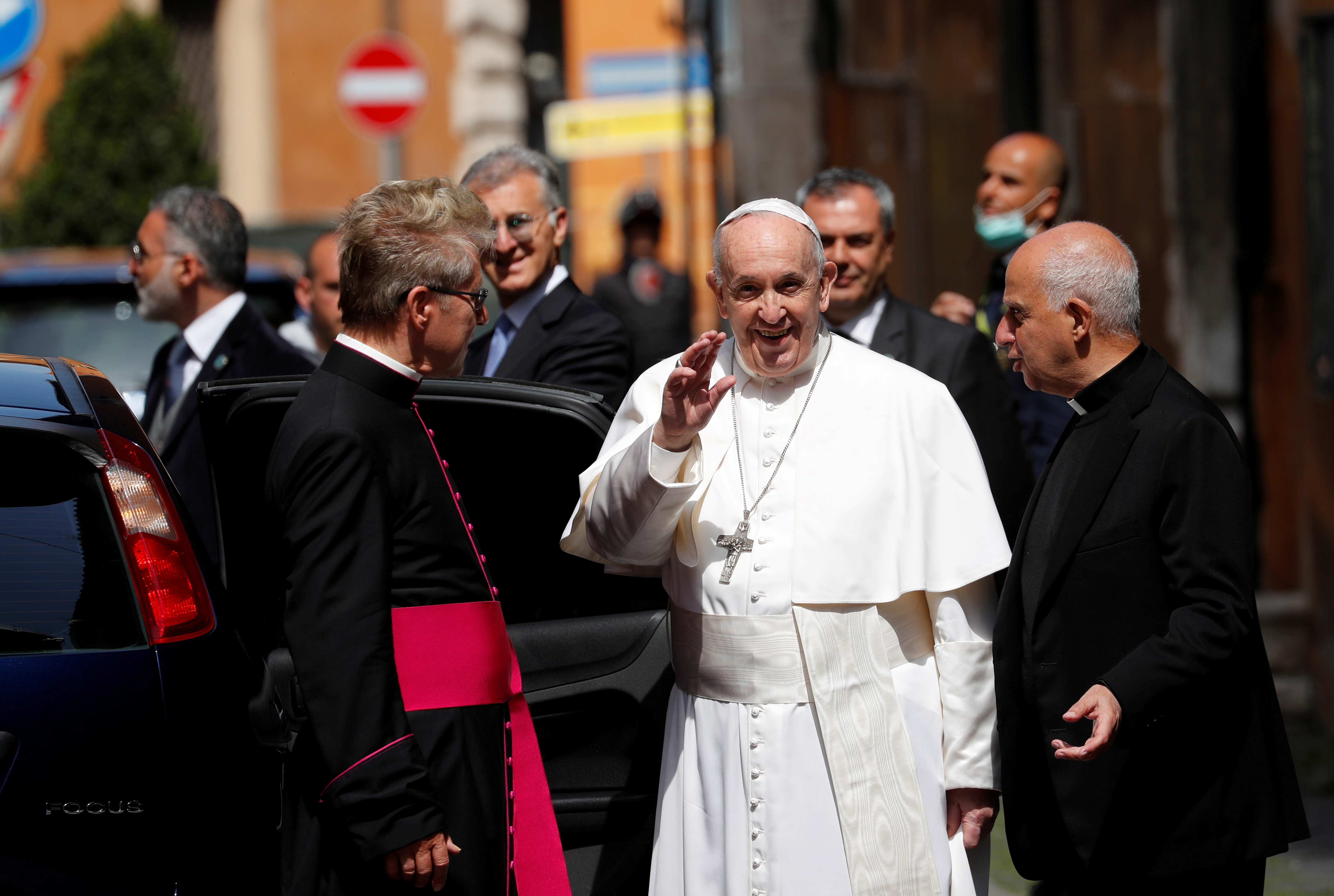 El papa Francisco agradece a la prensa por su trabajo