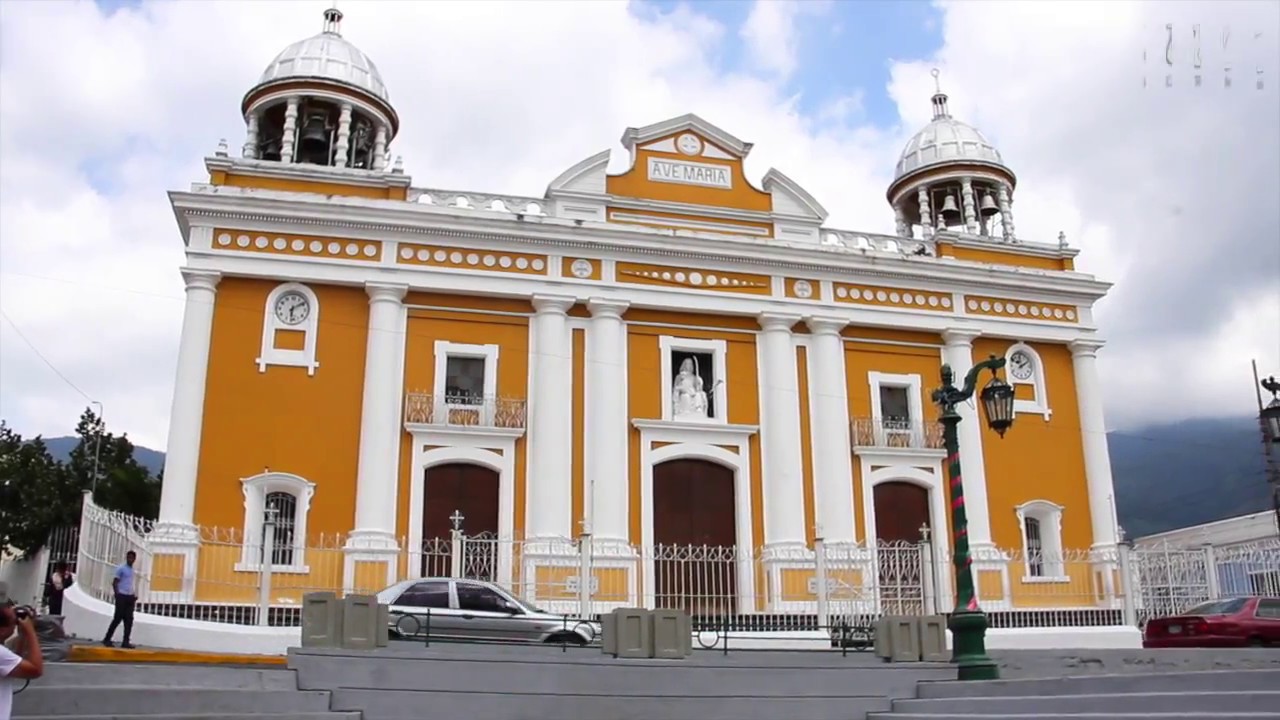 En tiempos de cuarentena, sacaron la imagen de la virgen en la iglesia de La Pastora (FOTO)