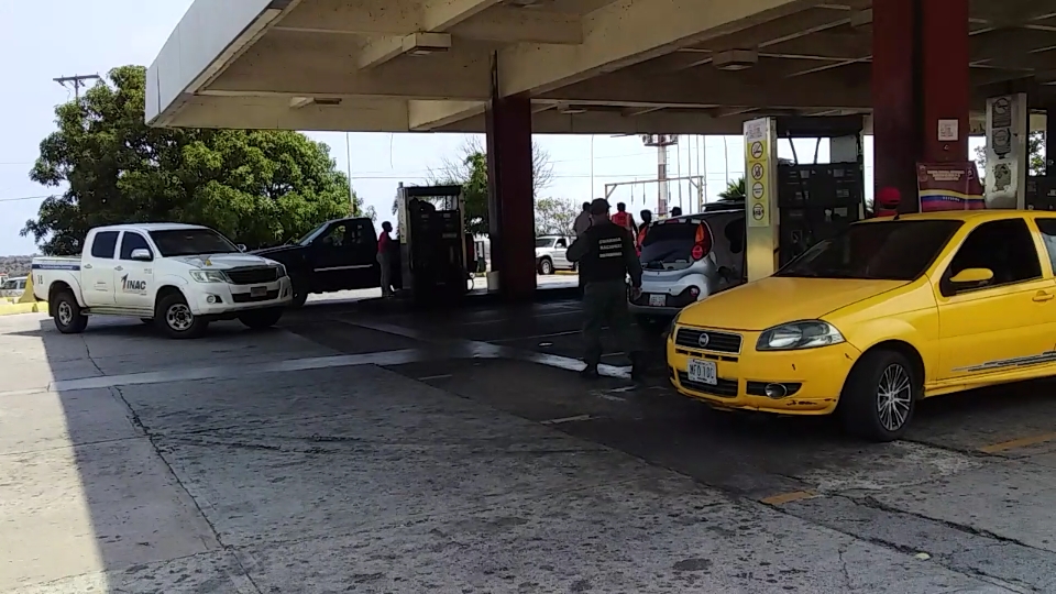 Implementan en La Guaira distribución de gasolina según el terminal del número de placa