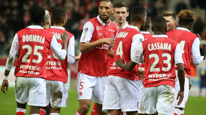 Médico de un equipo de fútbol francés se quitó la vida tras infectarse de coronavirus