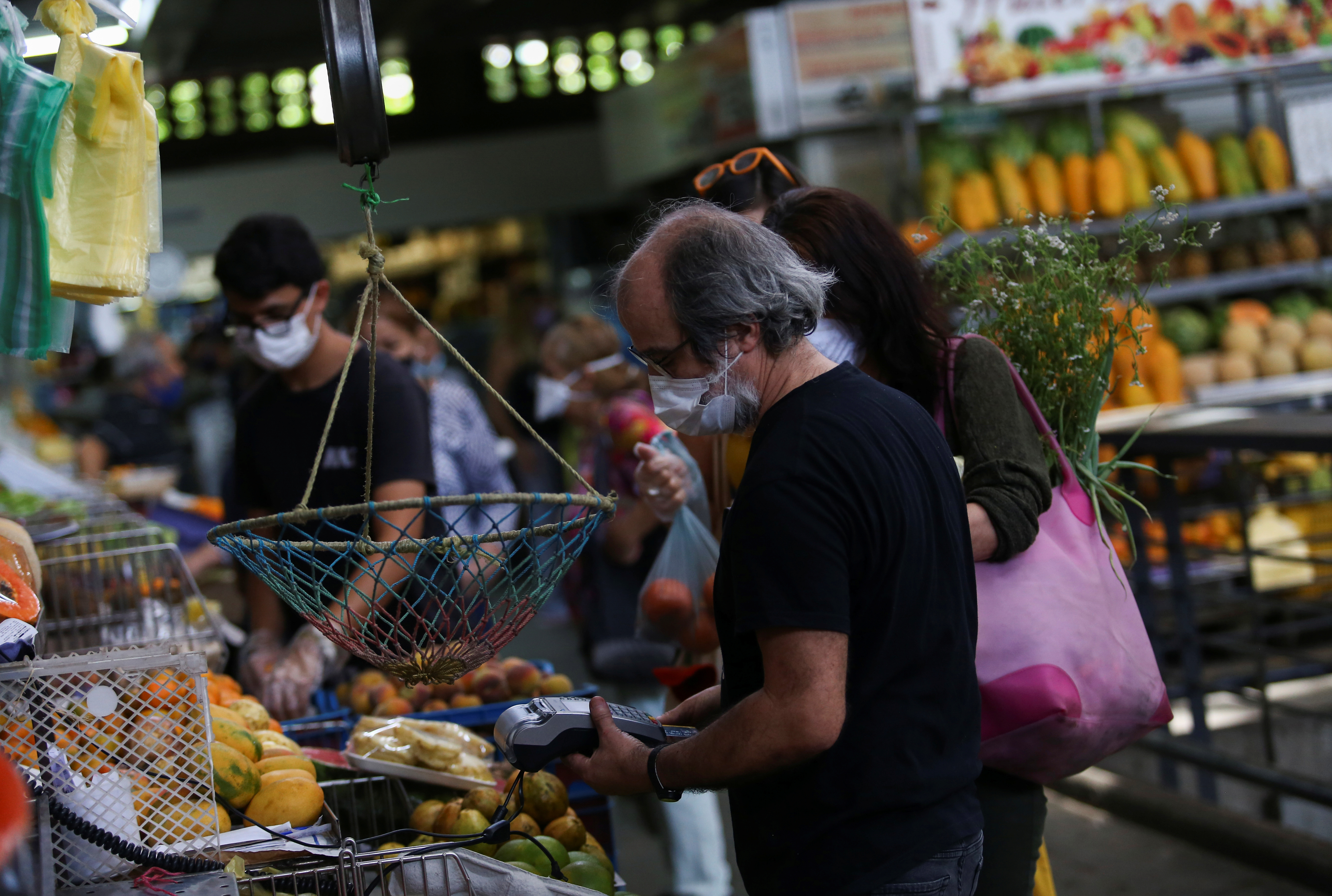 Fuerte golpe a la economía: Extensión de la cuarentena cavará la tumba de Venezuela